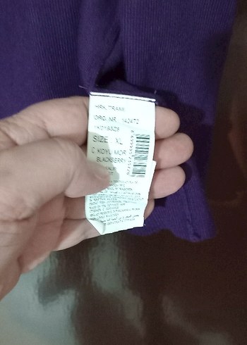 LC Waikiki Mor Düğmeli V Yaka Kadın Hırka