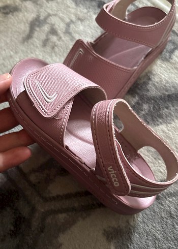 Kızlar için Pembe Tokalı sandalet - Görsel 2