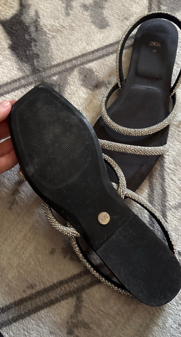 Gri Yılan Desenli Payetli Kadın Terlik - Görsel 2