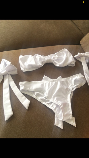4 Parca Beyaz Bikini 