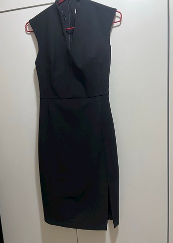 Siyah V Yaka Midi Ofis Elbisesi - Görsel 2