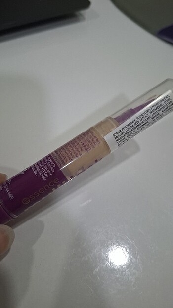 Essence Multitask Concealer 05 No