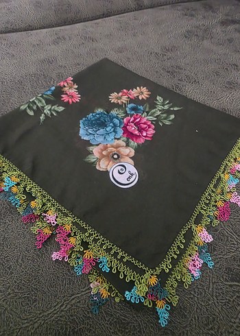 Diğer İgne Oyali Yazma Renkli Cicekli Vintage Kare Esarp