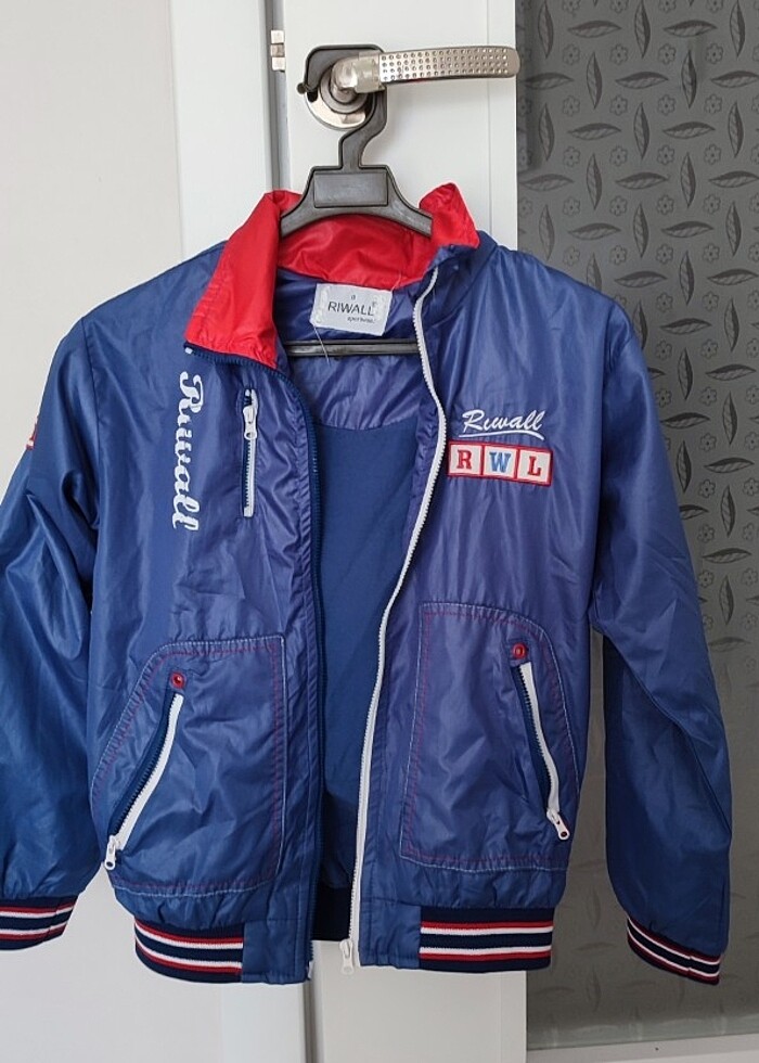 8 yaş yağmurluk  - Görsel 2