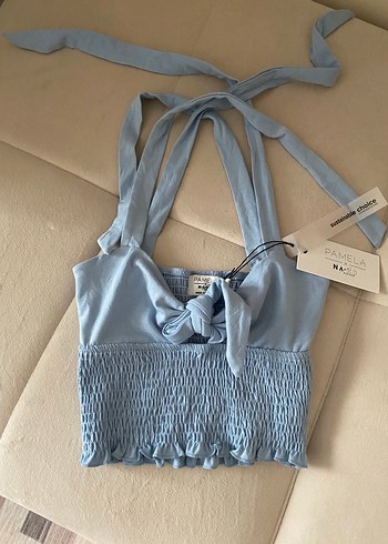 Pamela Mavi Crop Top