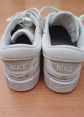 37,5 Beden beyaz Renk Nike spor ayakkabı 