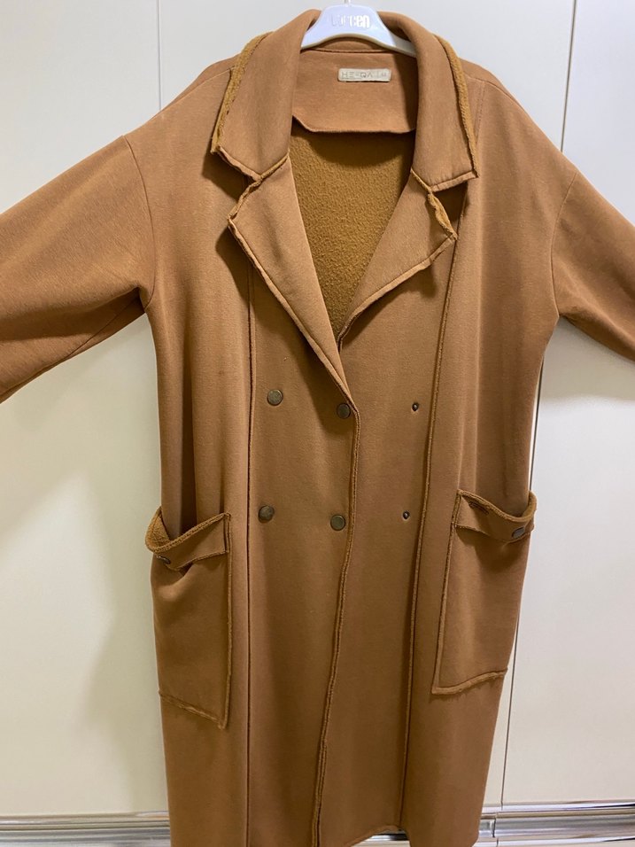 Bej Süet Düğmeli Uzun Kadın Kaban - Görsel 2