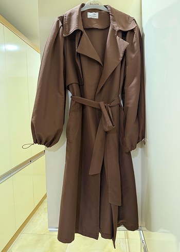 Kahverengi Kemerli Uzun Kadın Trençkot - Görsel 2