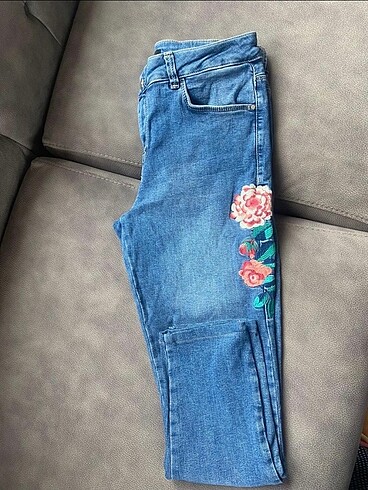 LCW vision çiçek işlemeli jean pantolon