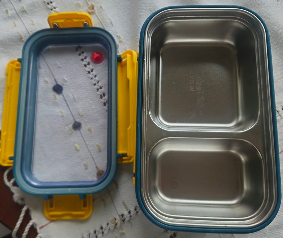 Mavi Sarı Kilitli Gıda Kabı - Görsel 2