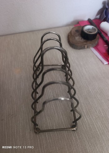 Beden Gri Metal tabak yada ekmek tutucu