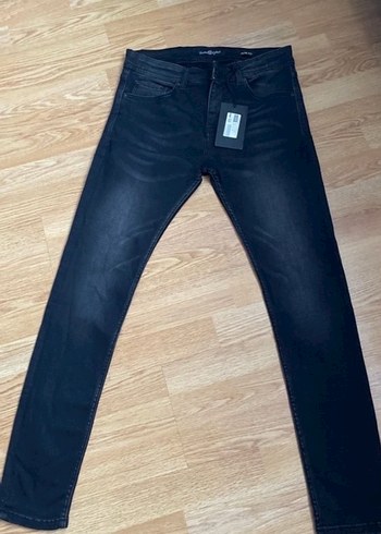 Salvatore Ferragamo 32