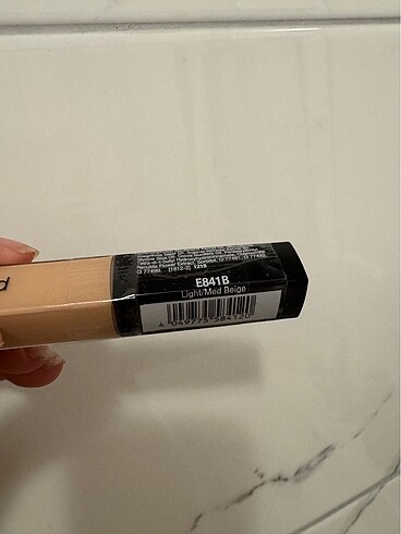 Beden Wet N Wild Kapatıcı (Fiyat için mesaj)