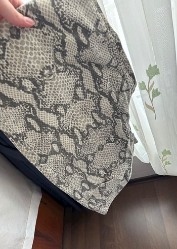 Yeşil yılan desenli pantolon - Görsel 6