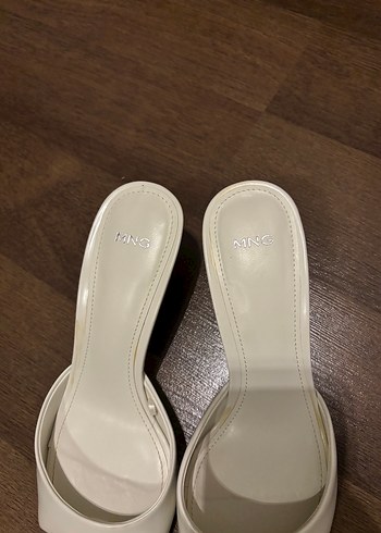 Beyaz topuklu terlik - Görsel 6