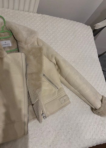 Krem Stradivarius Kürklü Kadın Ceket - Görsel 4