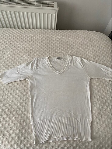 Beyaz triko bluz