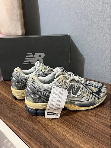 40 Beden beyaz Renk NEW BALANCE