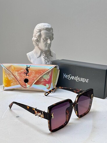  Beden YVES SAINT LAURENT GÜNEŞ GÖZLÜĞÜ