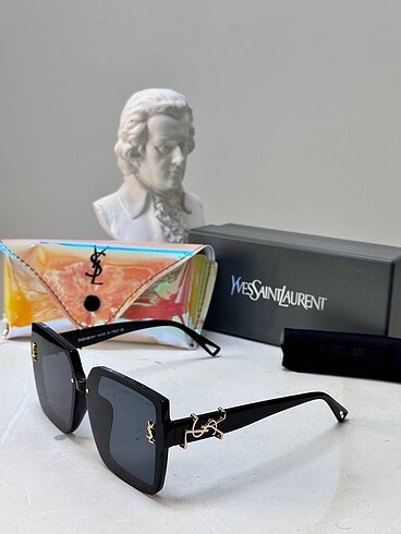 YVES SAINT LAURENT GÜNEŞ GÖZLÜĞÜ