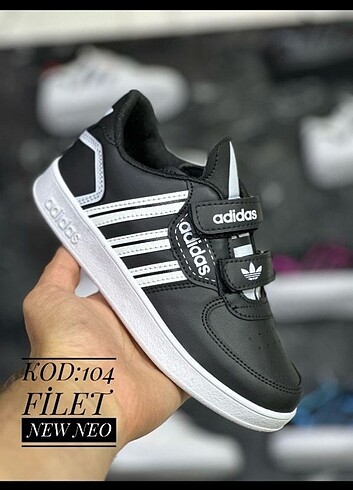 Adidas Çocuk spor ayakkabı adidas