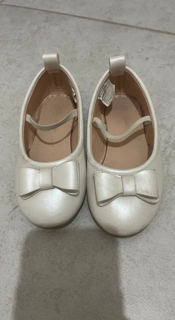 Kız Çocuk Beyaz Fiyonklu Babet - Görsel 2