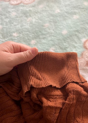 Kahverengi Boğazlı Örgü Kadın Kazak - Görsel 2