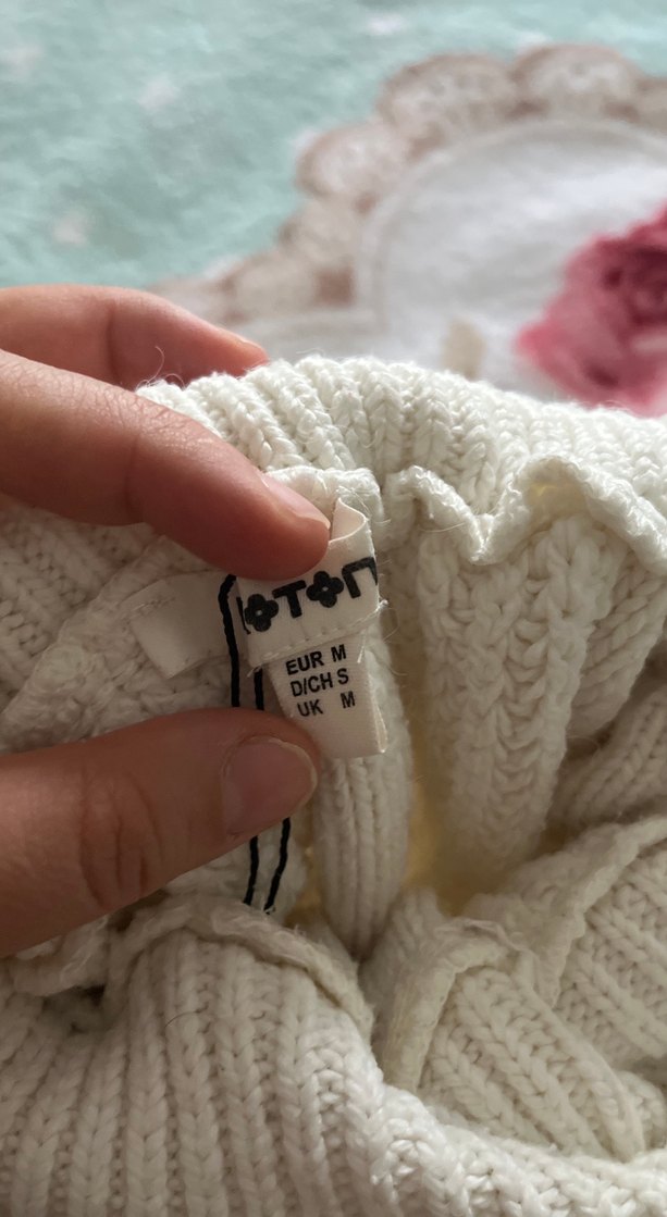 Beyaz Bohem Boğazlı Triko Kazak - Görsel 4