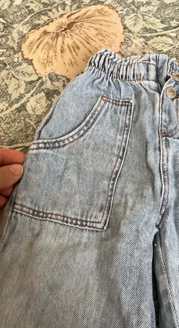 Düğmeli Bol Kesim Kız Kot Pantolon - Görsel 2