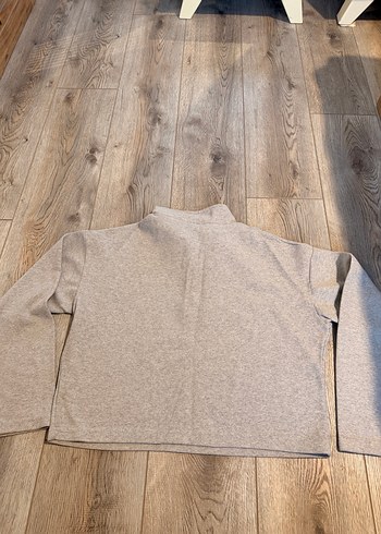 Gri Düğmeli Yüksek Yakalı Kadın Sweatshirt - Görsel 4