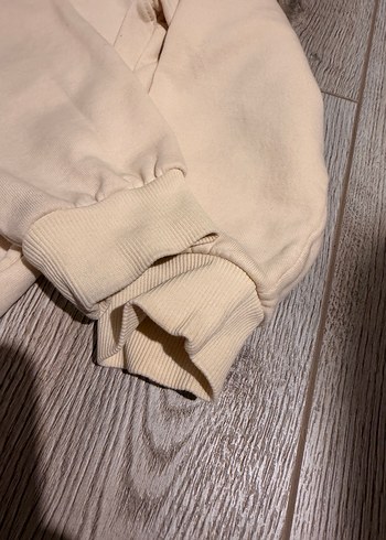 H&M Bej Minnie Baskılı Sweatshirt - Görsel 3