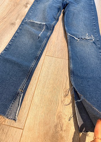 Yırtık Detaylı Mavi Kadın Kot Pantolon - Görsel 2