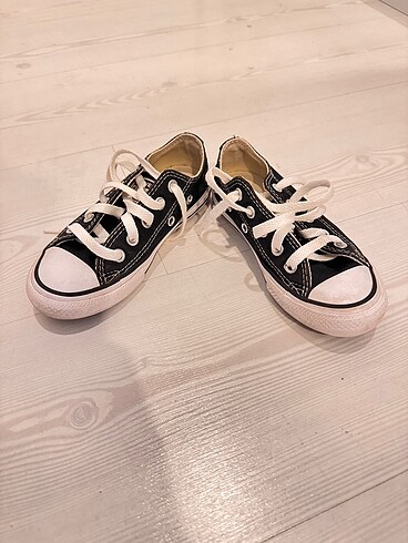 27 Beden siyah Renk Orijinal Converse Ayakkabı