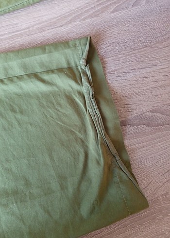 Düğmeli Yeşil Keten Rahat Kesim Pantolon - Görsel 4