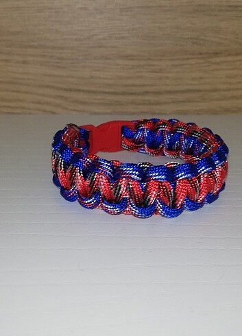 Beden Paracord Bilekliklerde Büyük Kampanya.