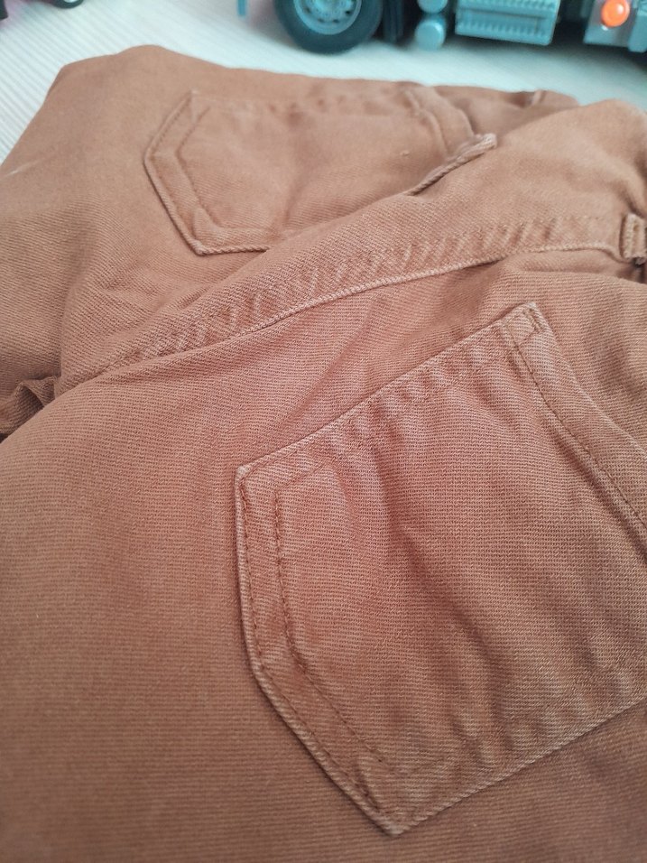 Erkek Çocuk Düğmeli Kahverengi Pantolon - Görsel 2