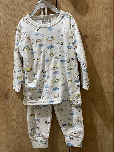 Sıfır ürün erkek çocuk pijama takım