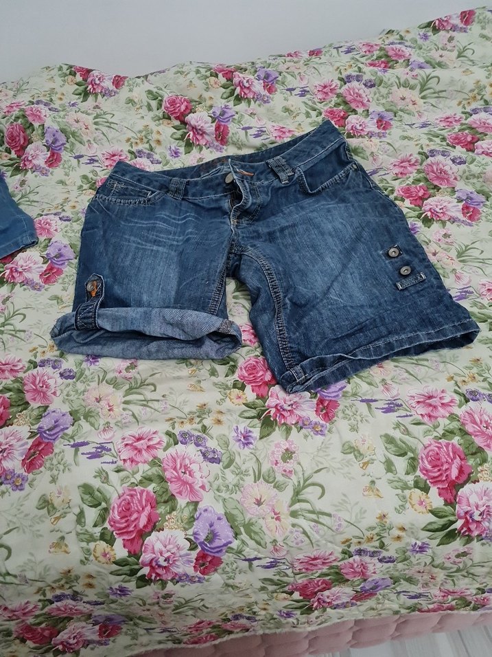 Düğmeli Mavi Kadın Mini Kot Şort - Görsel 3