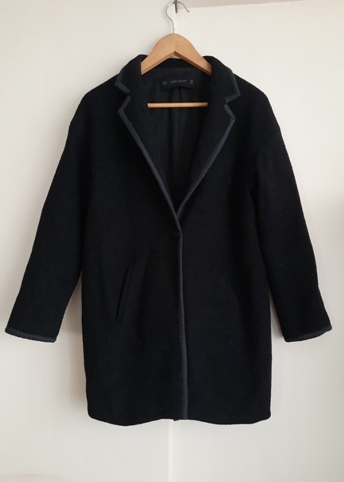 Zara Basic Sıfır Ayarında Şık Kışlık Siyah Palto  - Görsel 2