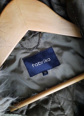 Fabrika Peluş Kapşonlu Şık Parka - Görsel 13