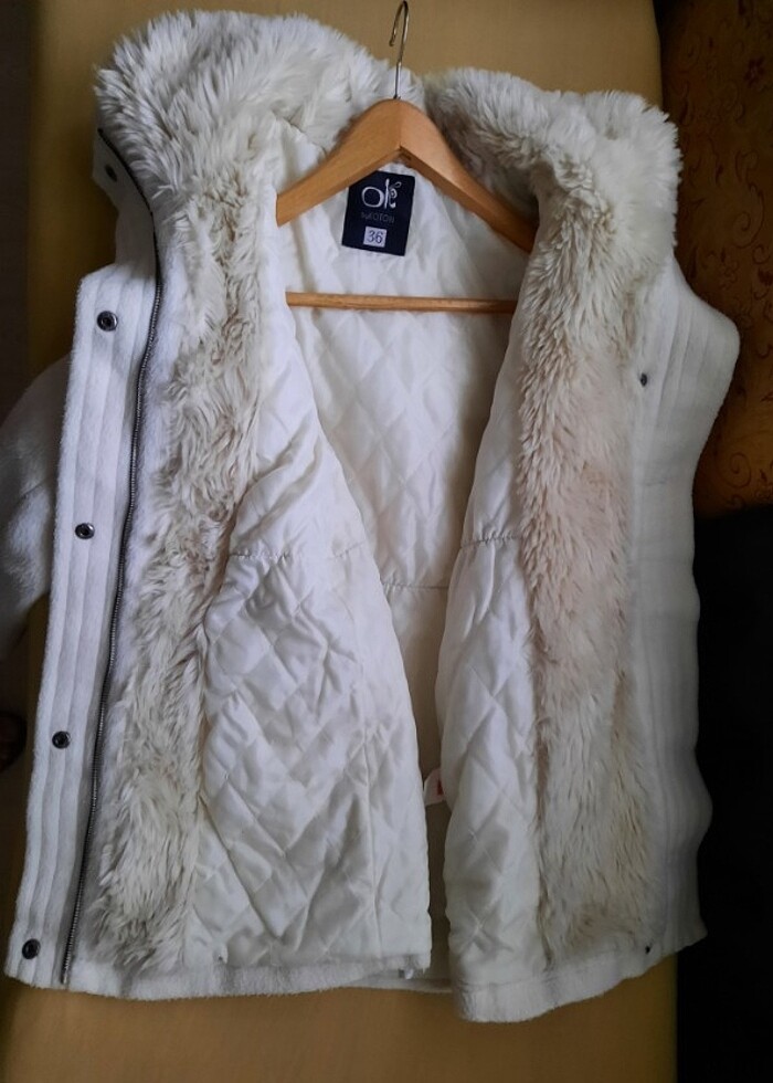 Koton Peluş Detaylı Kapüşonlu Şık ve Kusursuz Parka - Görsel 2