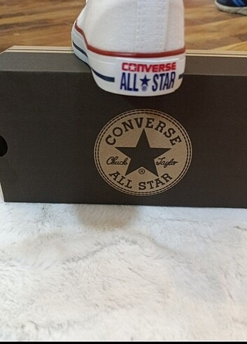Beyaz Converse 