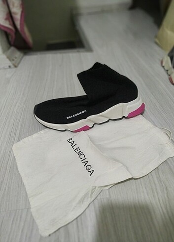 Balenciaga corap ayakkabi 