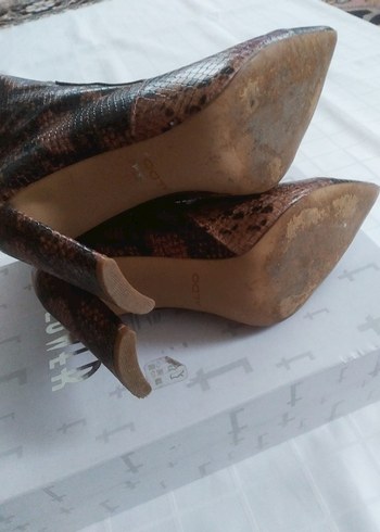 Kahverengi Yılan Desenli Stiletto Topuklu Deri Bot - Görsel 10