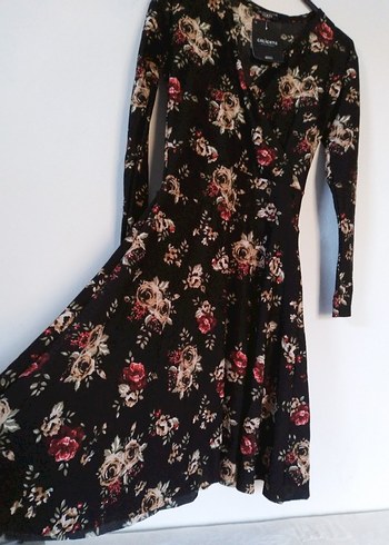 Uzun Kollu Siyah Çiçekli Midi Elbise - Görsel 8