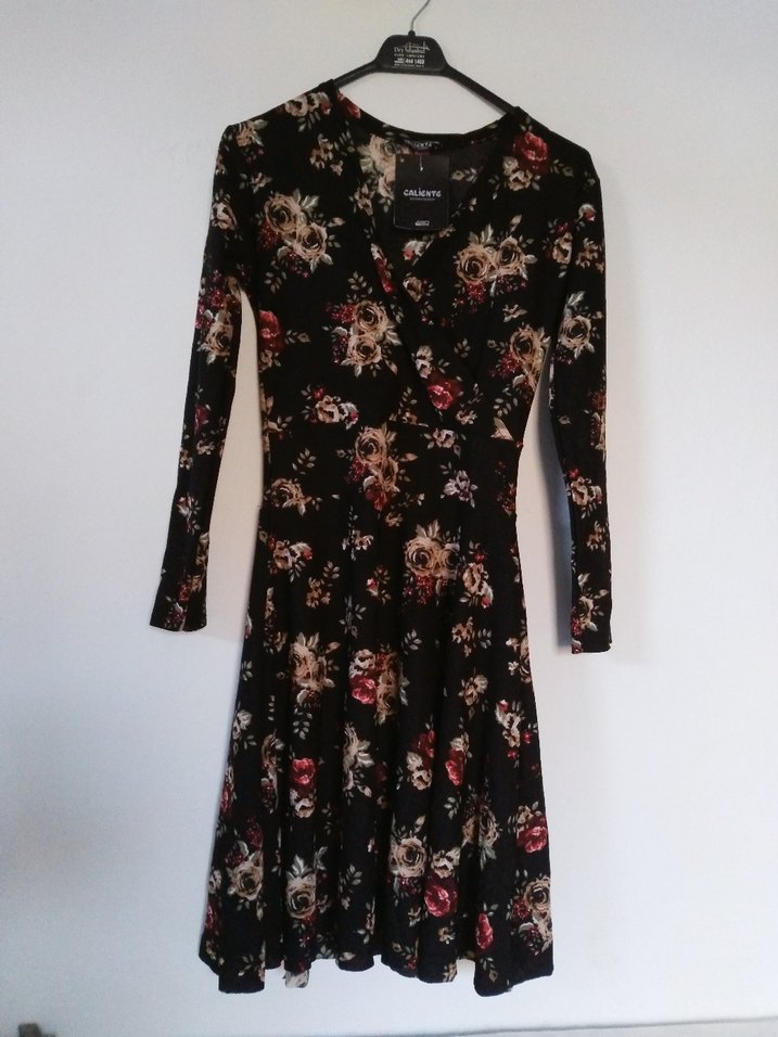 Uzun Kollu Siyah Çiçekli Midi Elbise - Görsel 5