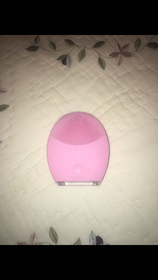 Foreo yuz temizleme cihazi