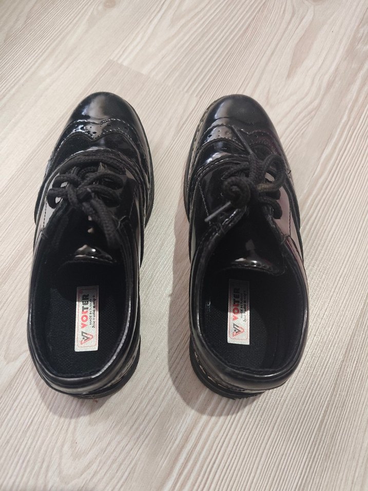 Parlak Siyah Erkek Çocuk Goth Ayakkabı - Görsel 3