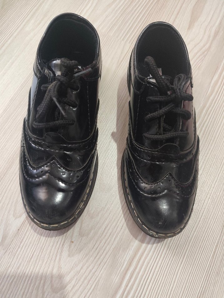 Parlak Siyah Erkek Çocuk Goth Ayakkabı - Görsel 2