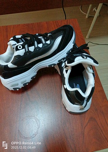 Skechers 36
